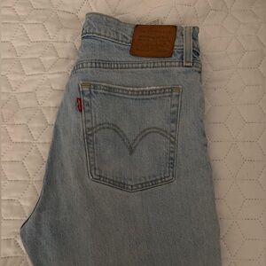 Levi’s wedgie jeans